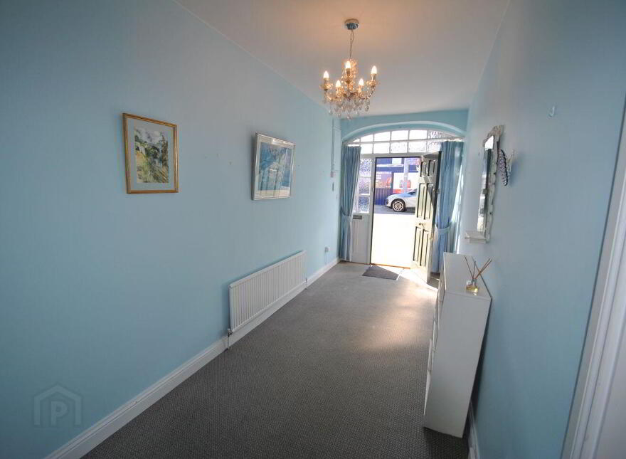 Grove Street, Roscrea, E53X822