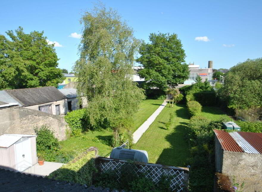 Grove Street, Roscrea, E53X822
