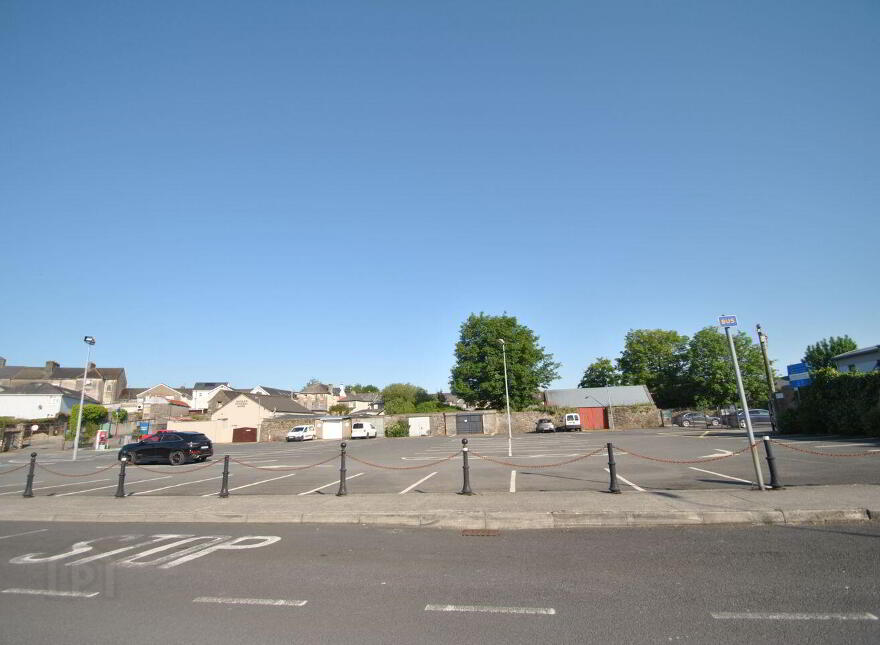 Grove Street, Roscrea, E53X822