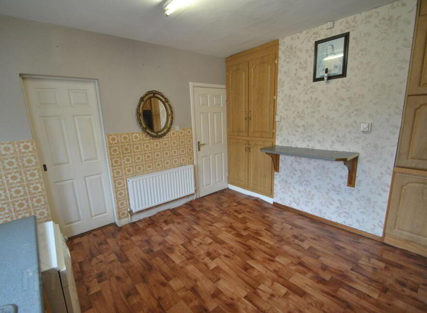 Seffin, Birr, R42CD42