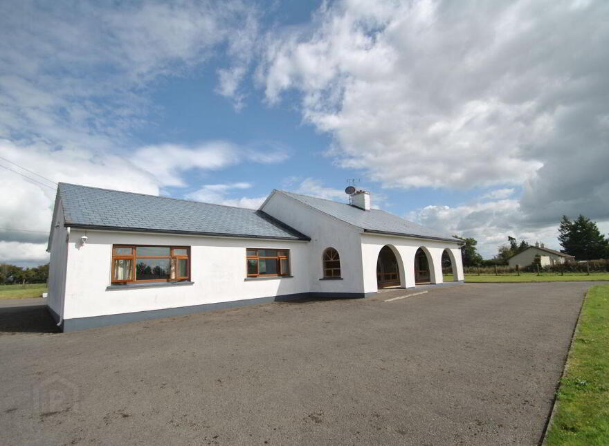 The Arches, Birr Road, Shinrone, Shinrone, R42DW66