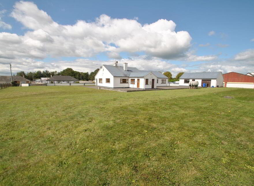 The Arches, Birr Road, Shinrone, Shinrone, R42DW66