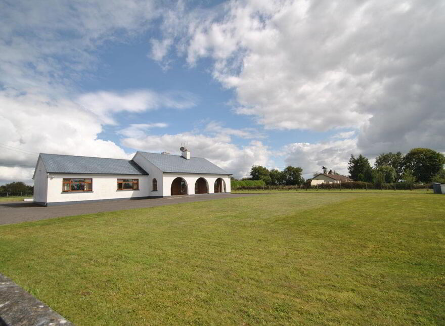 The Arches, Birr Road, Shinrone, Shinrone, R42DW66