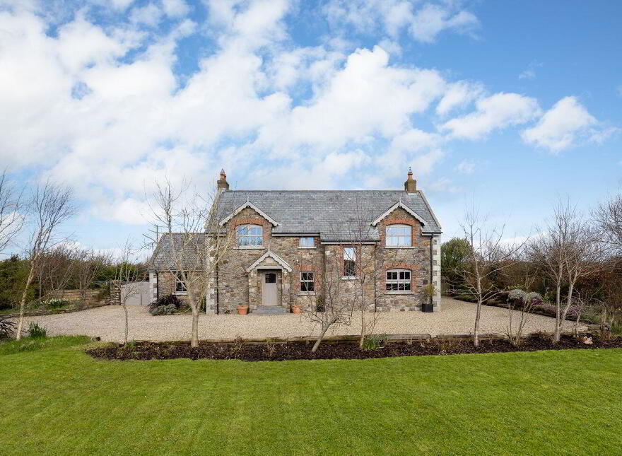 Templetown, Templetown, Y34Y236
