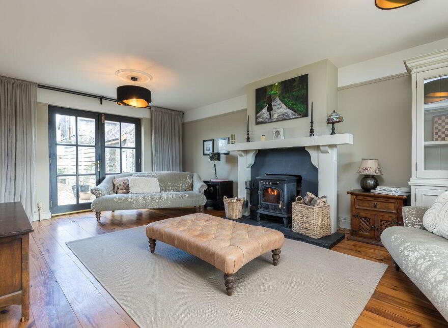 Templetown, Templetown, Y34Y236