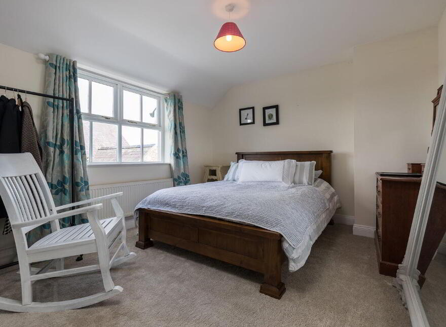 Templetown, Templetown, Y34Y236
