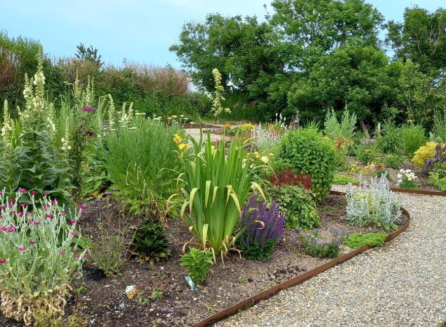 Templetown, Templetown, Y34Y236