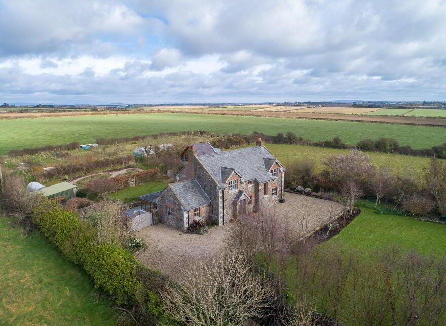 Templetown, Templetown, Y34Y236