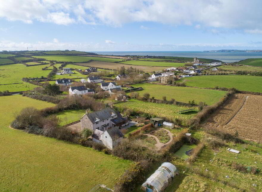 Templetown, Templetown, Y34Y236