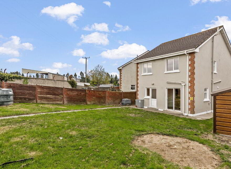 7 Barrett's Park, New Ross, Y34E261