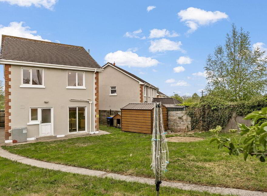 7 Barrett's Park, New Ross, Y34E261
