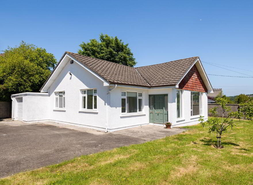 Rockwall, School House Road, Rosbercon, New Ross, Y34VY83