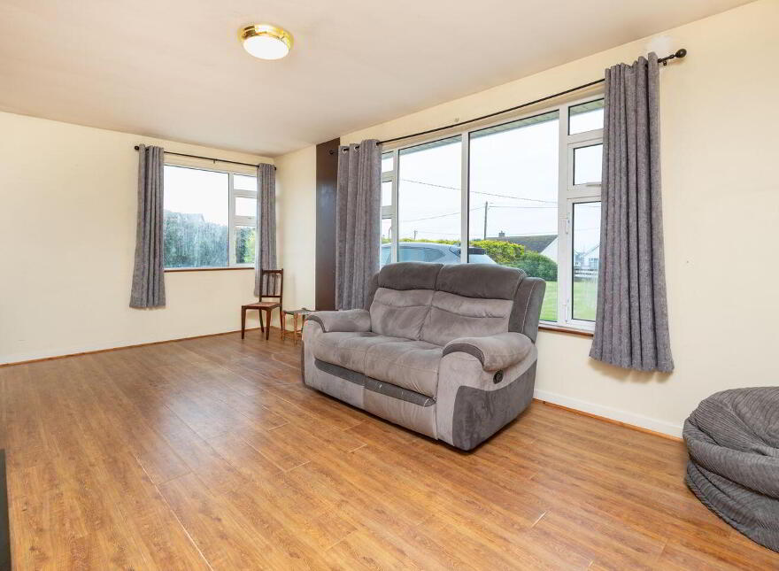 Cullenstown, Cullenstown, Y35D589