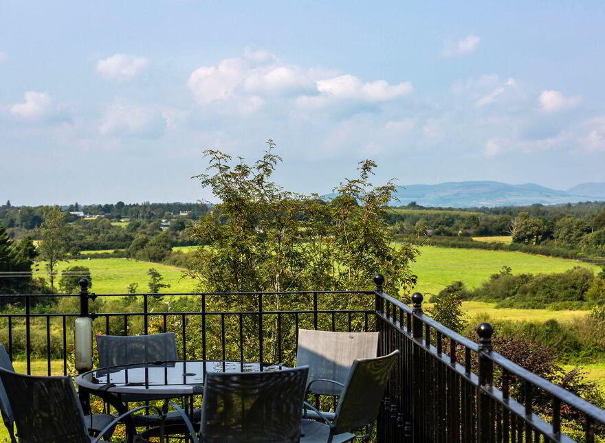 Hillside, Tinnacarrick, Newbawn, Y35P894