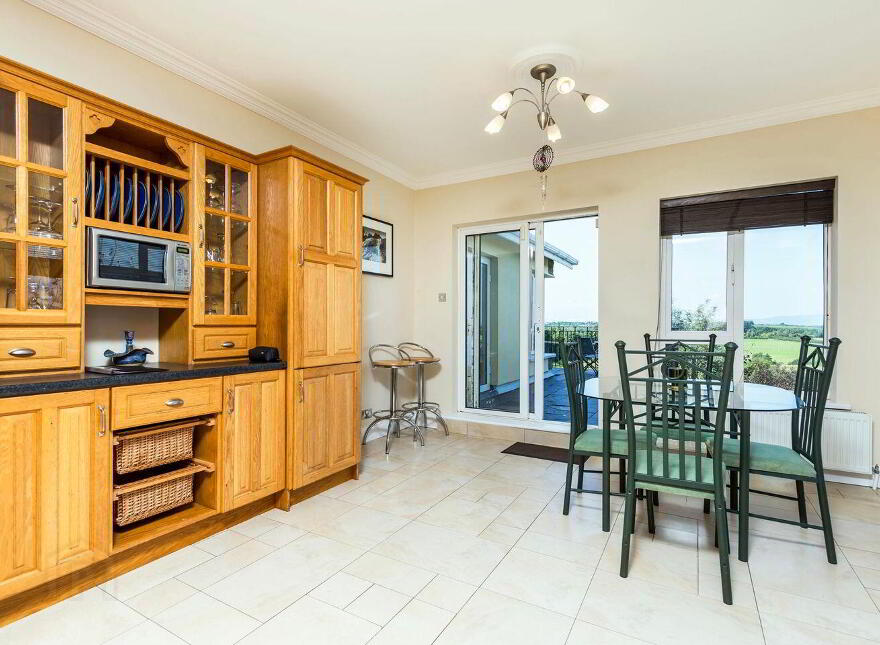 Hillside, Tinnacarrick, Newbawn, Y35P894