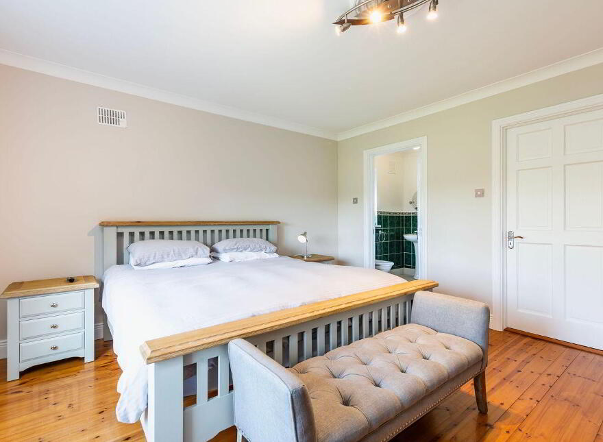 Hillside, Tinnacarrick, Newbawn, Y35P894
