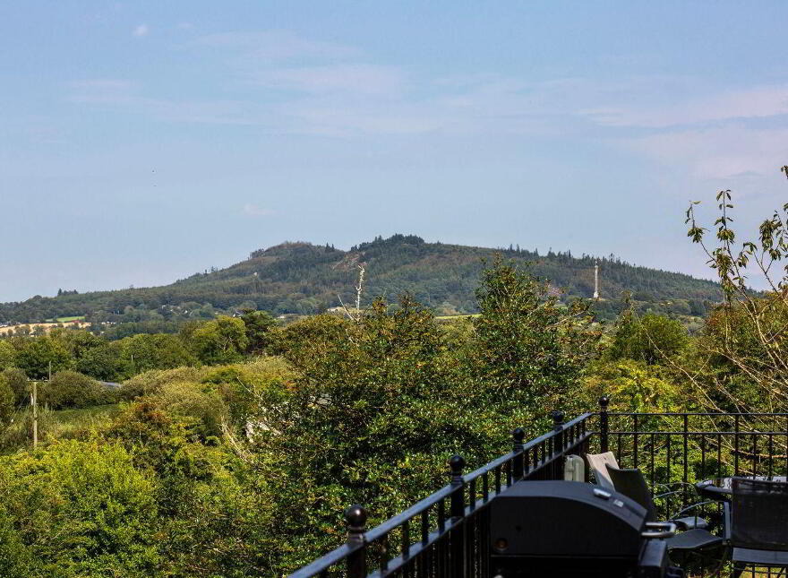 Hillside, Tinnacarrick, Newbawn, Y35P894