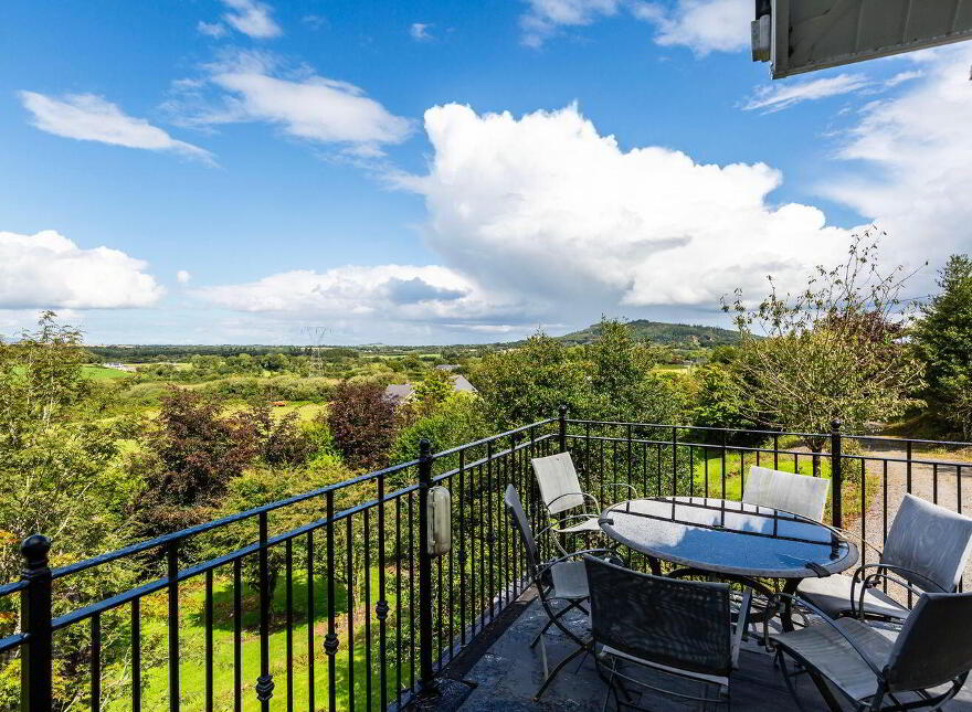 Hillside, Tinnacarrick, Newbawn, Y35P894