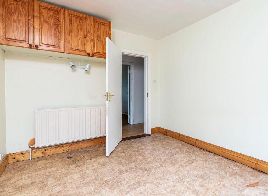 Pehuen, Shelmalier Commons, Barntown, Y35E1W1