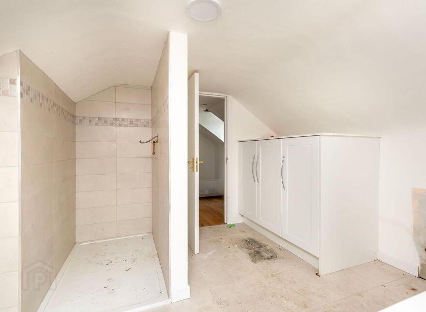 Pehuen, Shelmalier Commons, Barntown, Y35E1W1