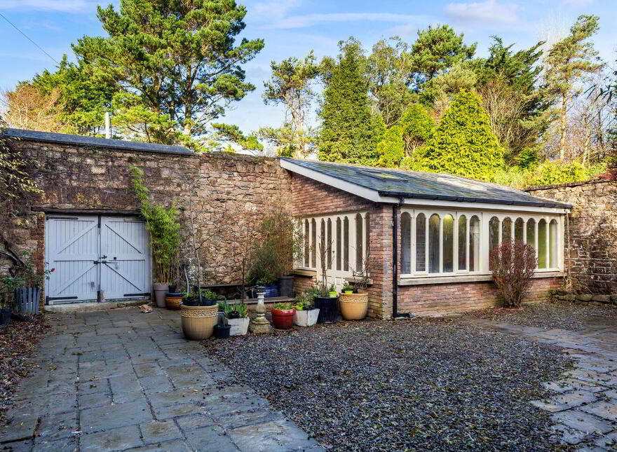 Saunderscourt House, Saunderscourt, Crossabeg, Y35AE04