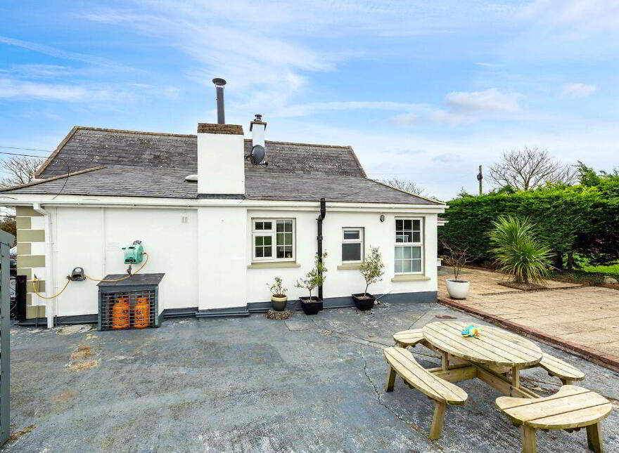 Two Properties On One Plot, Crosshue, Blackwater, Y21V205