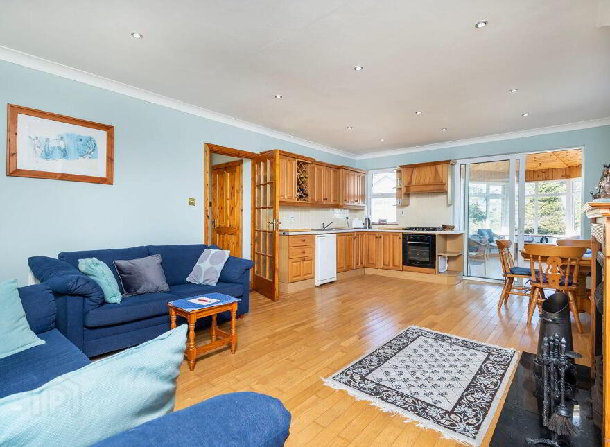 The Divot, Whitegables, Burrow, Burrow, Y35PY73