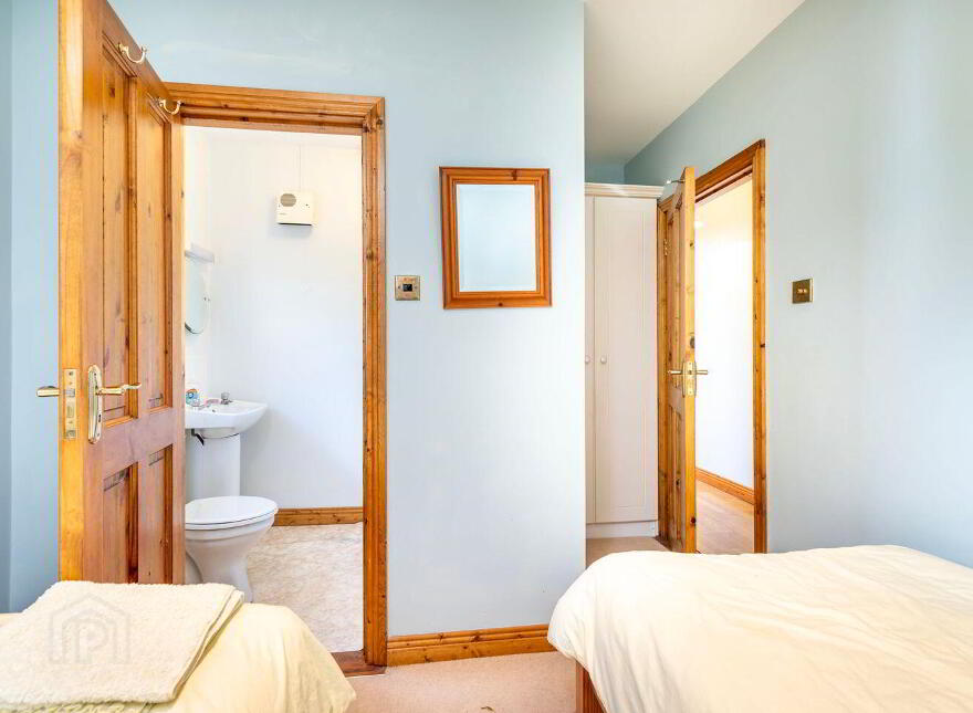 The Divot, Whitegables, Burrow, Burrow, Y35PY73