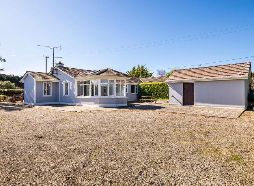 The Divot, Whitegables, Burrow, Burrow, Y35PY73