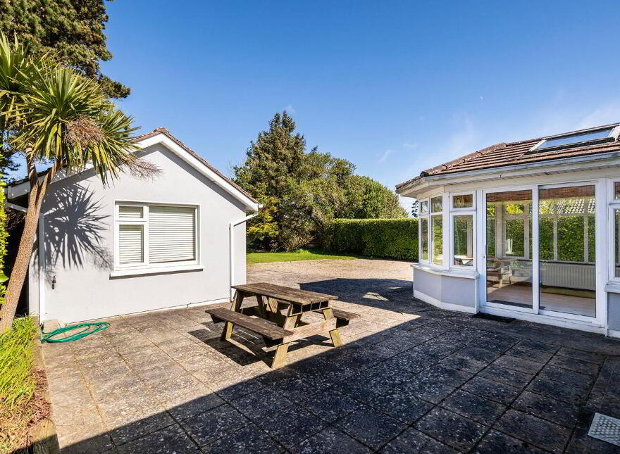 The Divot, Whitegables, Burrow, Burrow, Y35PY73