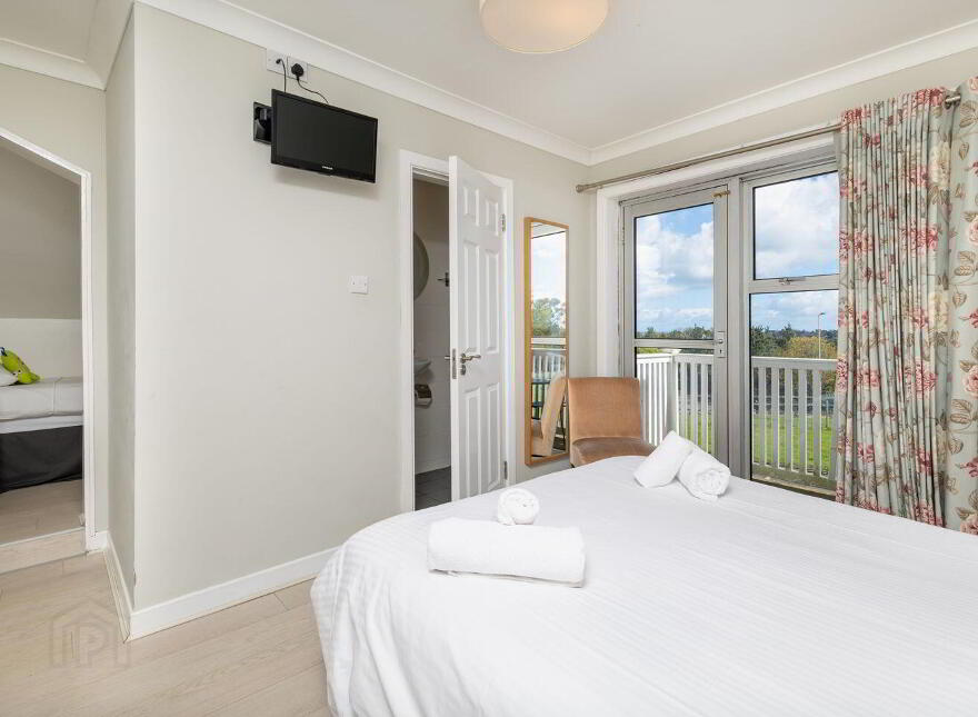 Coral Gables Guesthouse, Ballycowan, Tagoat, Y35PP76