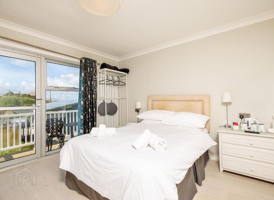 Coral Gables Guesthouse, Ballycowan, Tagoat, Y35PP76