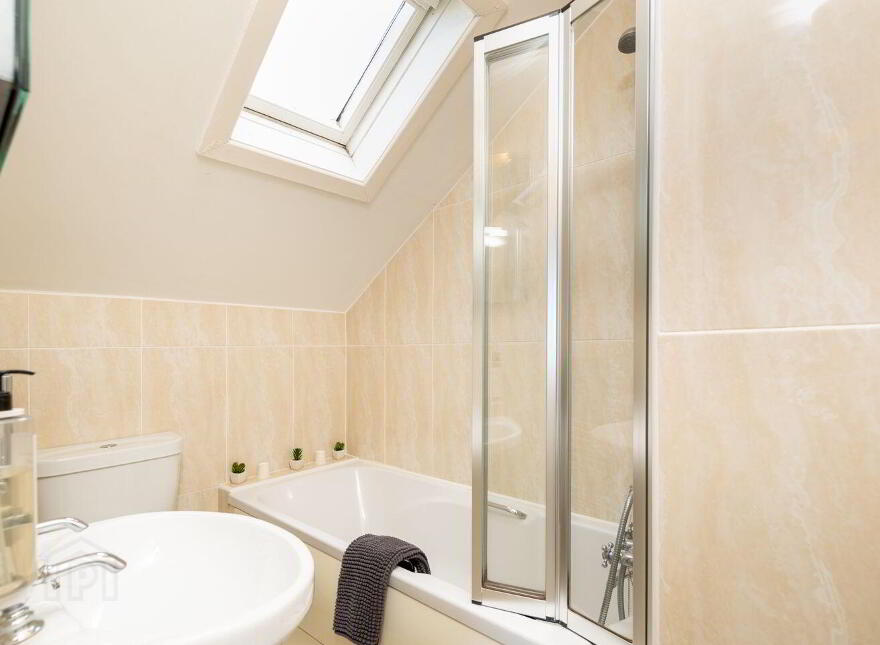 Coral Gables Guesthouse, Ballycowan, Tagoat, Y35PP76