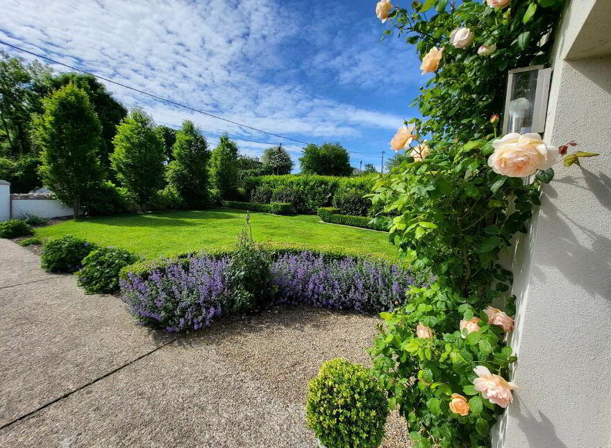 Earlswood House, Saltmills, Fethard-On-Sea, Y34T268