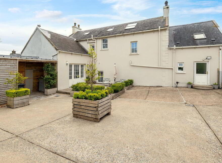 Earlswood House, Saltmills, Fethard-On-Sea, Y34T268