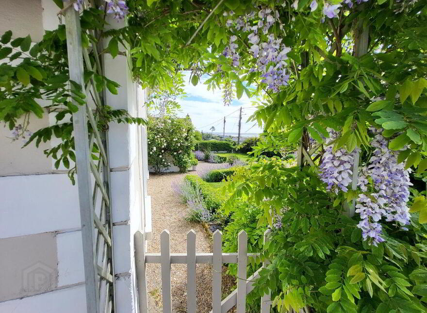 Earlswood House, Saltmills, Fethard-On-Sea, Y34T268