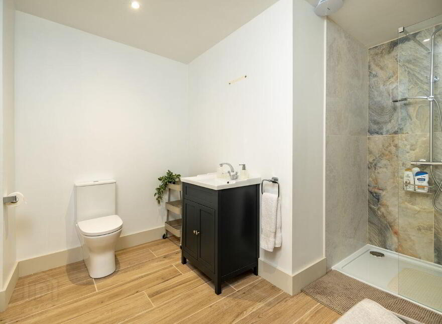 Earlswood House, Saltmills, Fethard-On-Sea, Y34T268