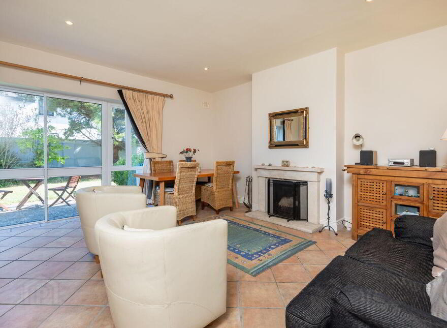 8 Southbay Point, Rosslare Strand, Y35XY59