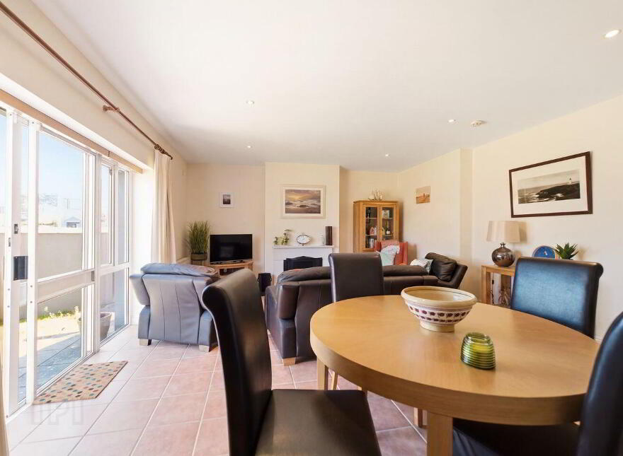 38 Southbay Point, Rosslare Strand, Y35PC56