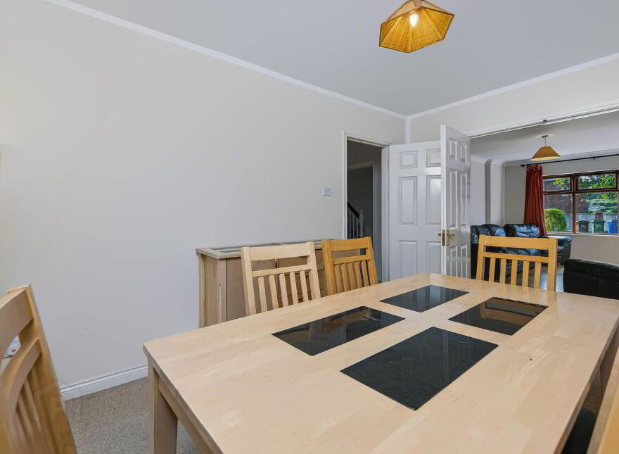 8 Cromwellsfort Avenue, Mulgannon, Mulgannon, Y35N2E0
