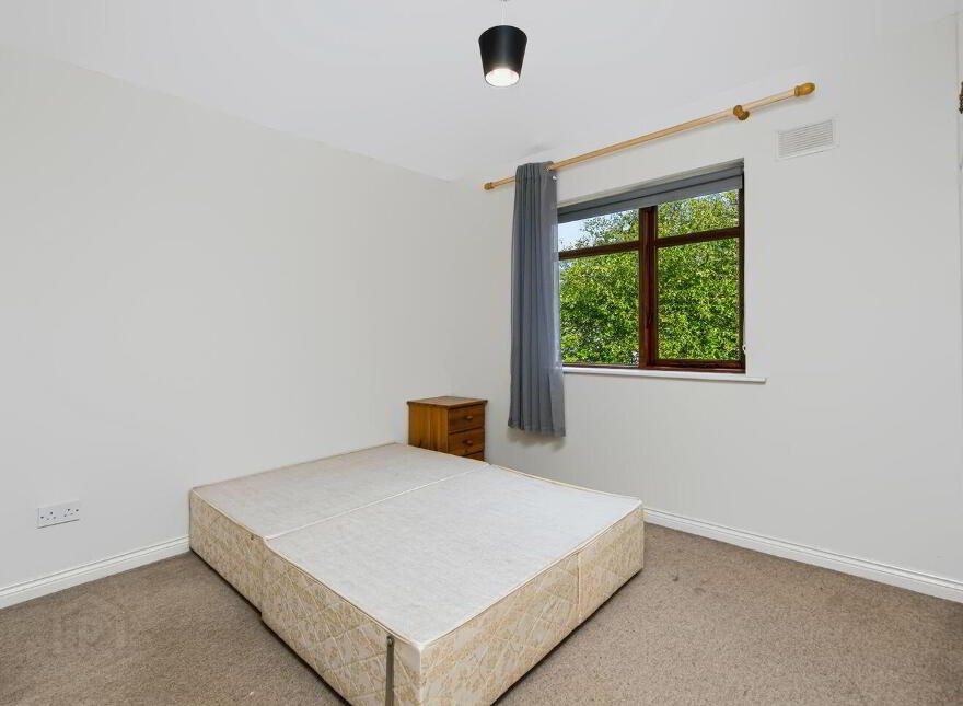 8 Cromwellsfort Avenue, Mulgannon, Mulgannon, Y35N2E0