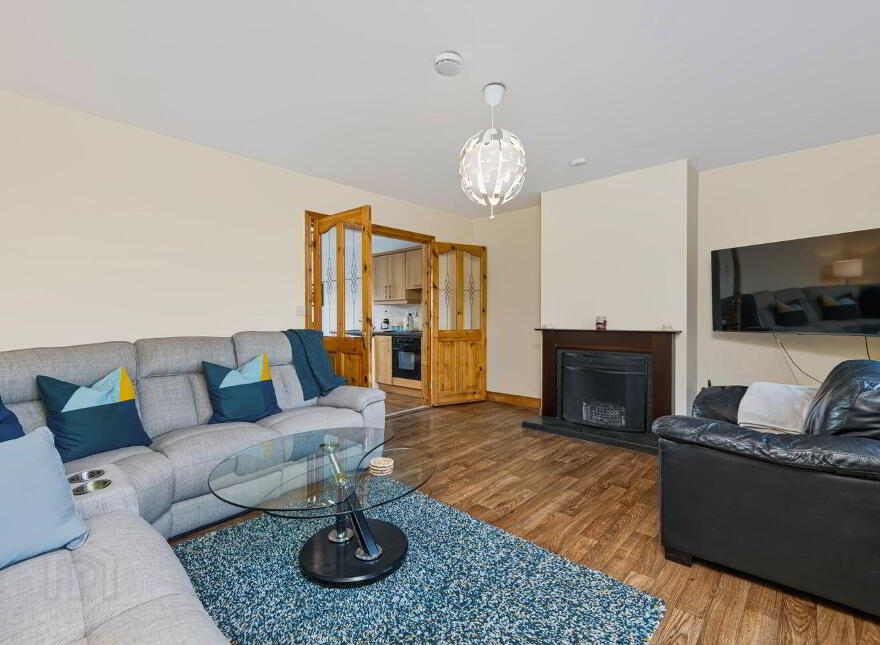 4 Meadow Close, Whitebrook, Y35R6E8