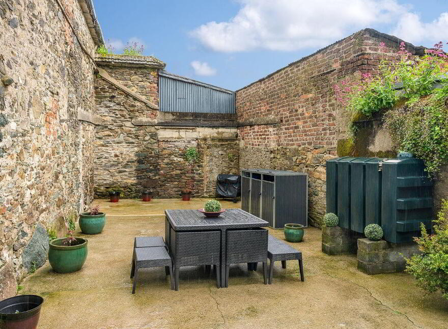 21 Main Street, Enniscorthy, Y21K3C5