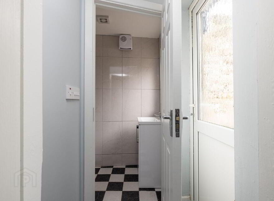 40 Irish St, Enniscorthy, Y21N6K1
