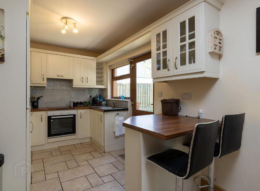 2 The Millrace, Blackwater, Blackwater, Y21N562