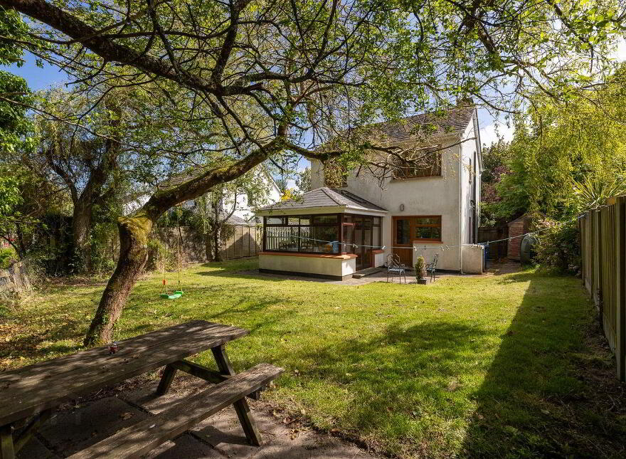 2 The Millrace, Blackwater, Blackwater, Y21N562