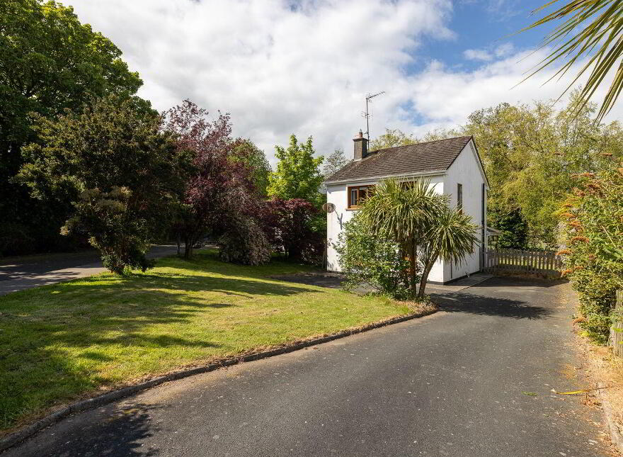 2 The Millrace, Blackwater, Blackwater, Y21N562
