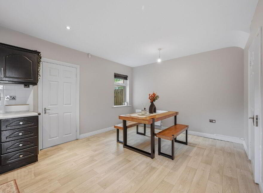 25 Arduain, Enniscorthy, Y21Y8W3