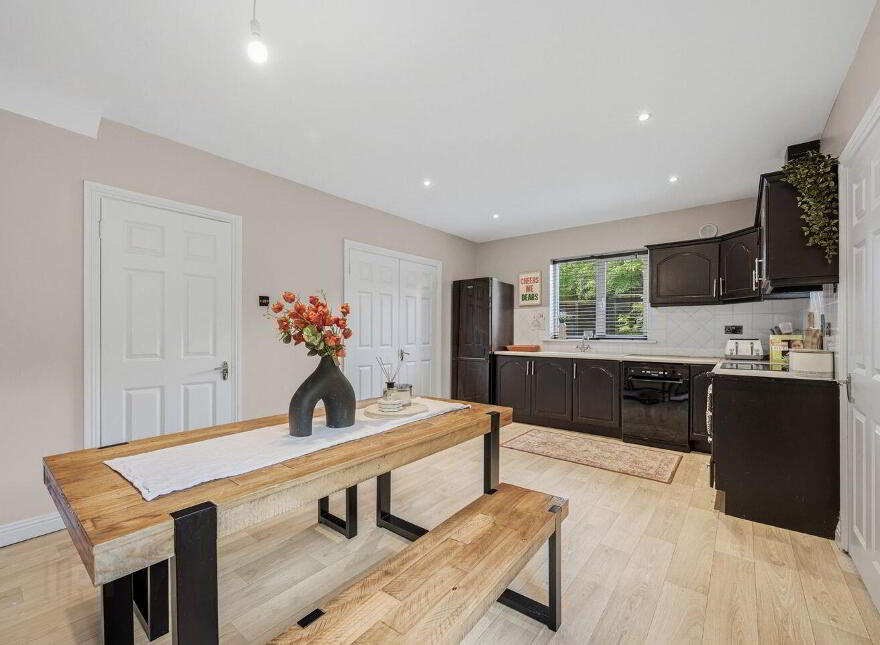 25 Arduain, Enniscorthy, Y21Y8W3