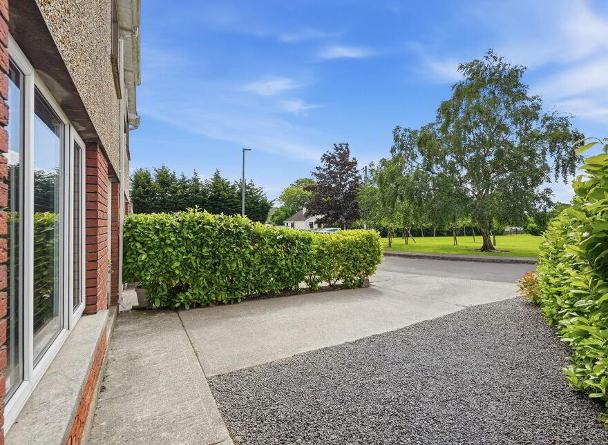 25 Arduain, Enniscorthy, Y21Y8W3